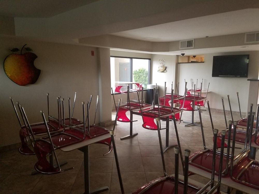 Infinity Inn & Suites Tempe Zewnętrze zdjęcie