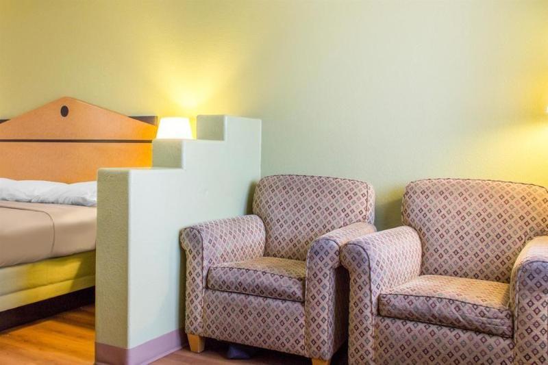 Infinity Inn & Suites Tempe Zewnętrze zdjęcie