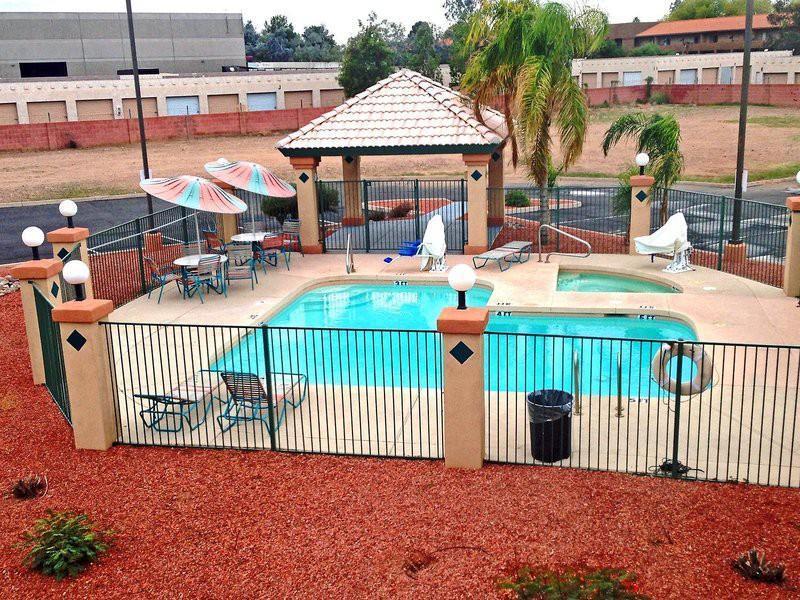 Infinity Inn & Suites Tempe Zewnętrze zdjęcie