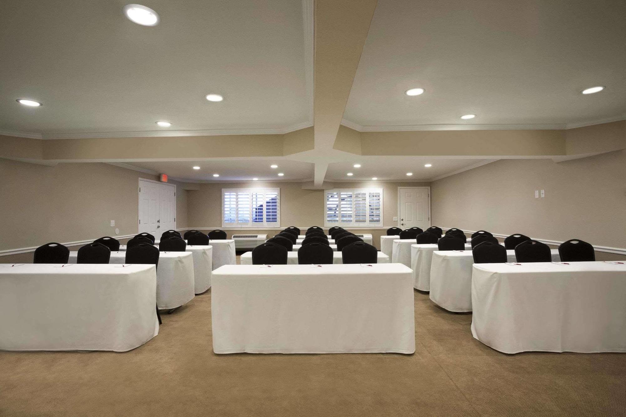 Infinity Inn & Suites Tempe Zewnętrze zdjęcie